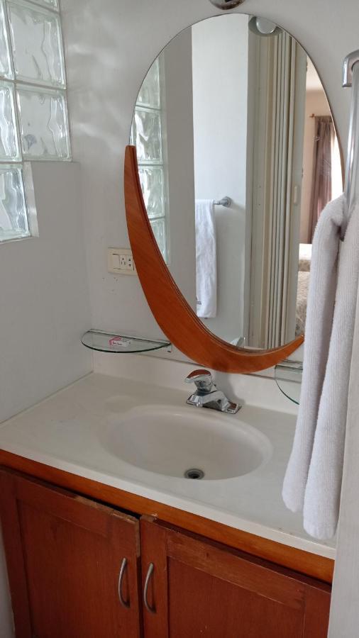 Guadalupe  Confort Ejecutivo Suites Lindavista מראה חיצוני תמונה