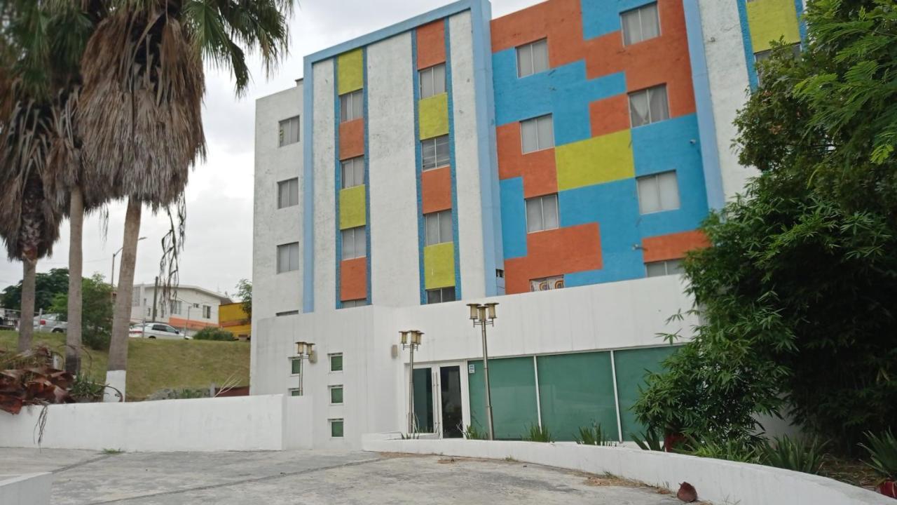 Guadalupe  Confort Ejecutivo Suites Lindavista מראה חיצוני תמונה