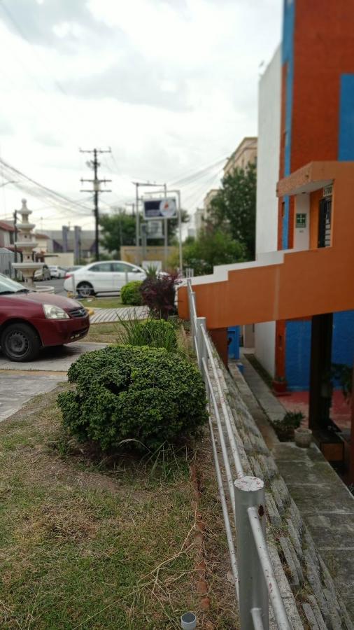 Guadalupe  Confort Ejecutivo Suites Lindavista מראה חיצוני תמונה