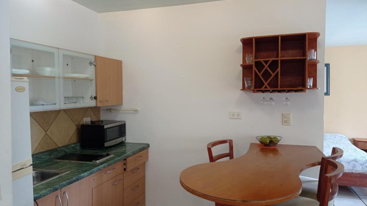 Guadalupe  Confort Ejecutivo Suites Lindavista מראה חיצוני תמונה
