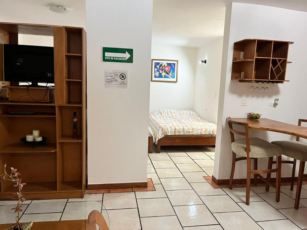 Guadalupe  Confort Ejecutivo Suites Lindavista מראה חיצוני תמונה